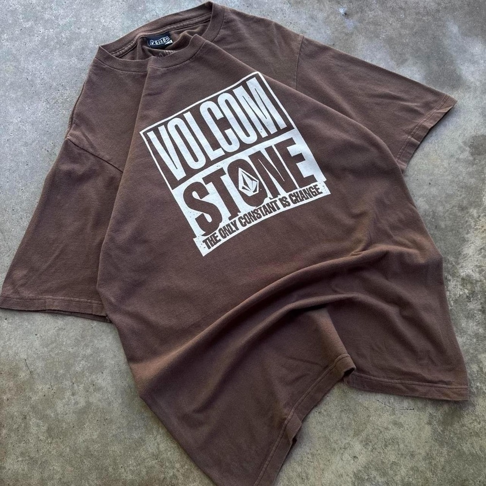 Vintage 2000s Volcom Stone Brown Skate Surf Graphic Logo Tee Medium (d9)
